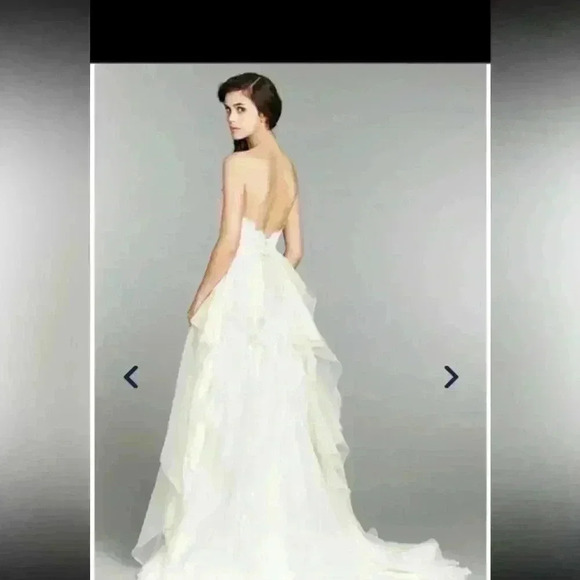 Hayley Paige KIRA Couture Wedding Gown size 10 - Picture 3 of 10